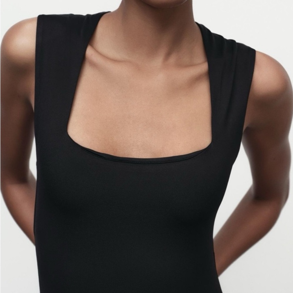 Zara Black bodysuit-size small